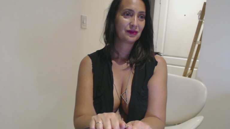 Shaitann's Streamate show and profile