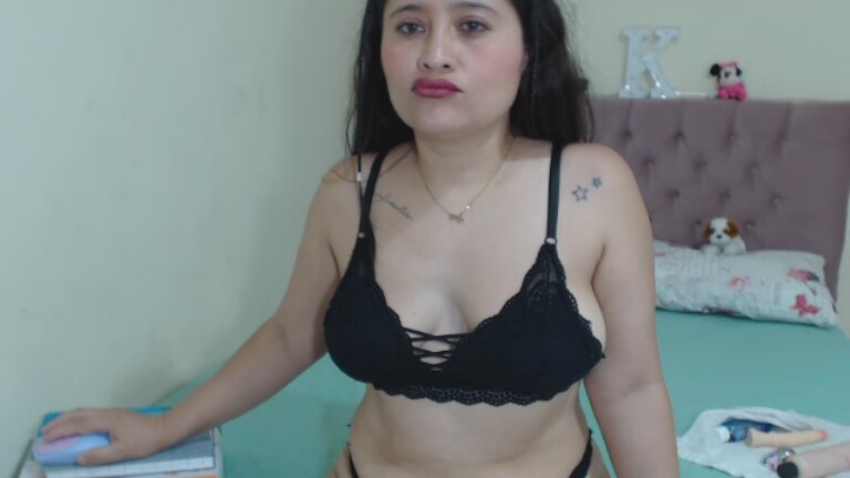 CristalRossel's Streamate show and profile