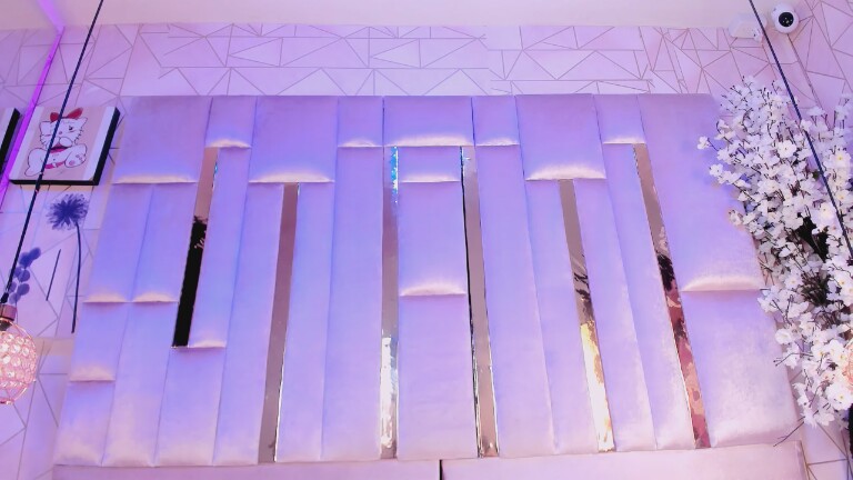 Naomistar111's Streamate show and profile