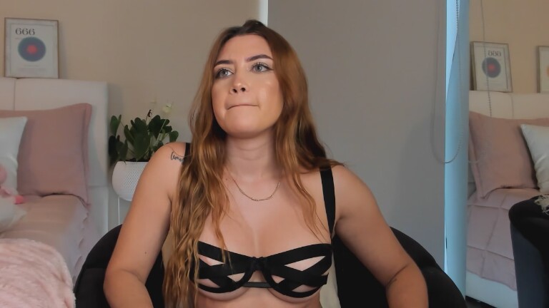 NayaPalmer's Streamate show and profile