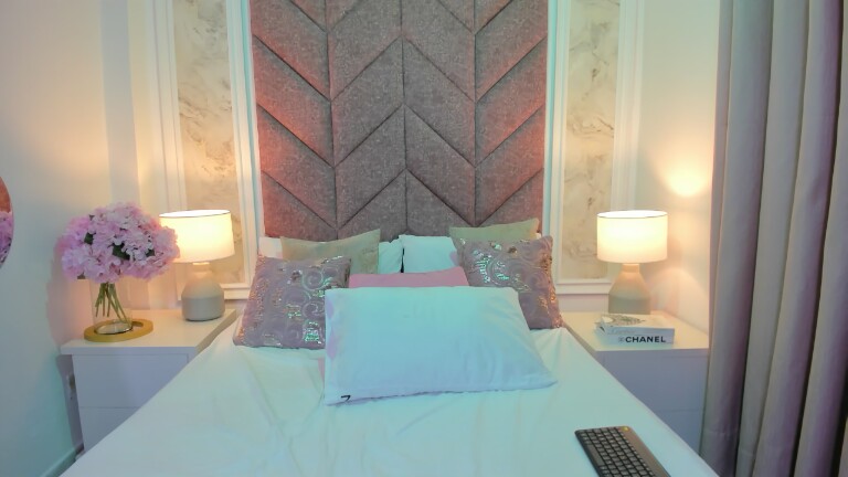 SusySwift's Streamate show and profile