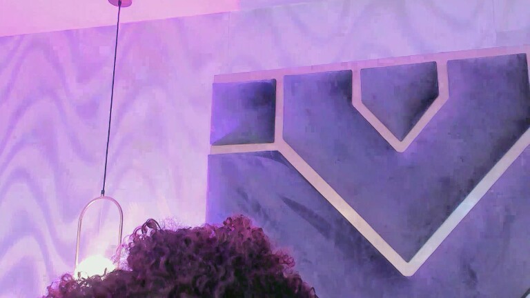 HollyJhonson's Streamate show and profile