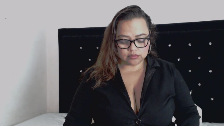 msemma18's Streamate show and profile