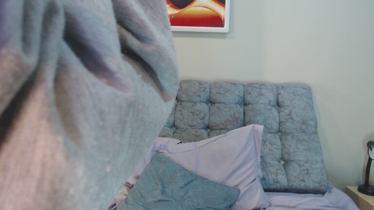 Salomety's Streamate show and profile