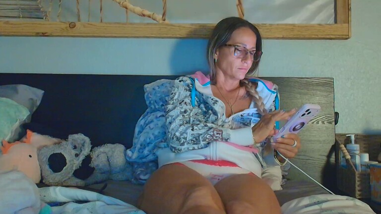 MayaMerciXoxo's Streamate show and profile