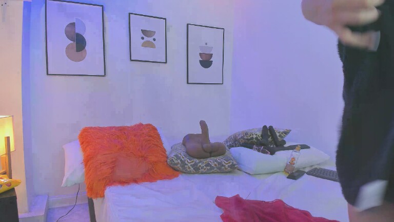 IsabelOrtega's Streamate show and profile