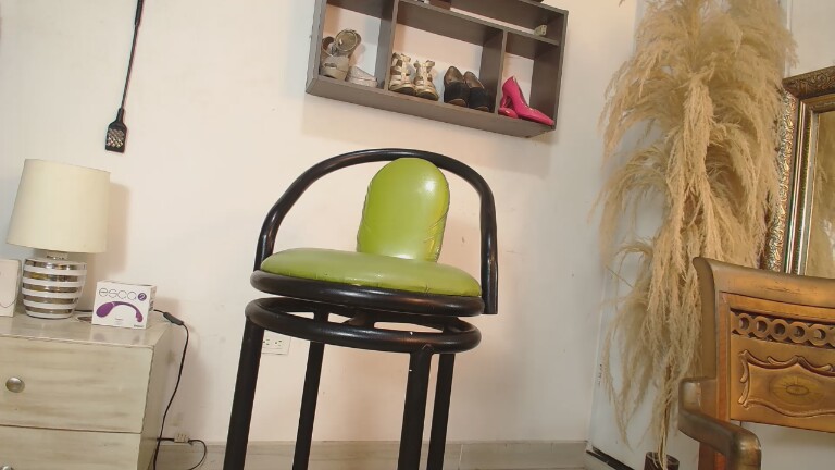 NinaFerreri's Streamate show and profile