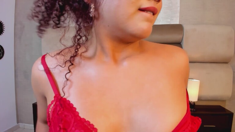 ScarletReed's Streamate show and profile