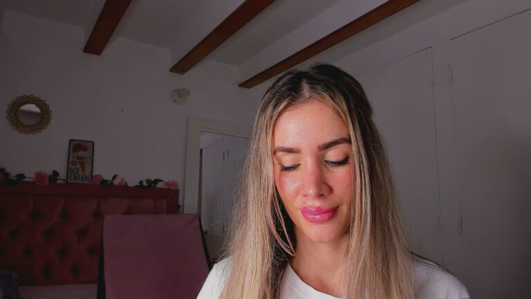 Ana_Saenz's Streamate show and profile