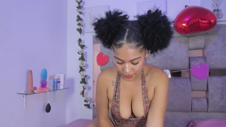 BaddieDelayla's Streamate show and profile