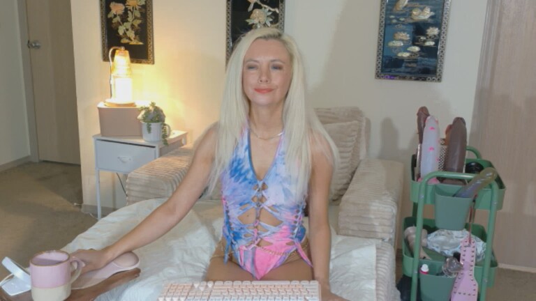SophiaSinclaireX's Streamate show and profile