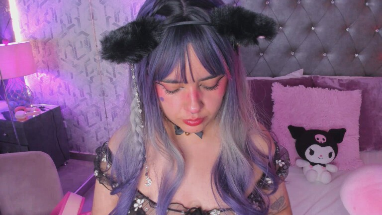 MaddieWaves's Streamate show and profile