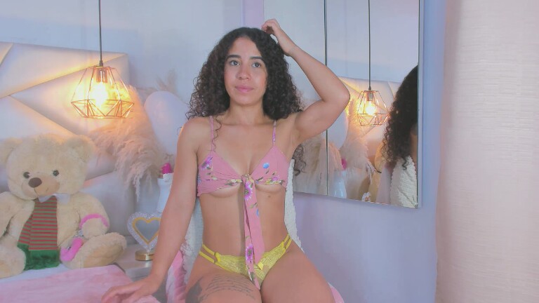 EmyCarterr's Streamate show and profile