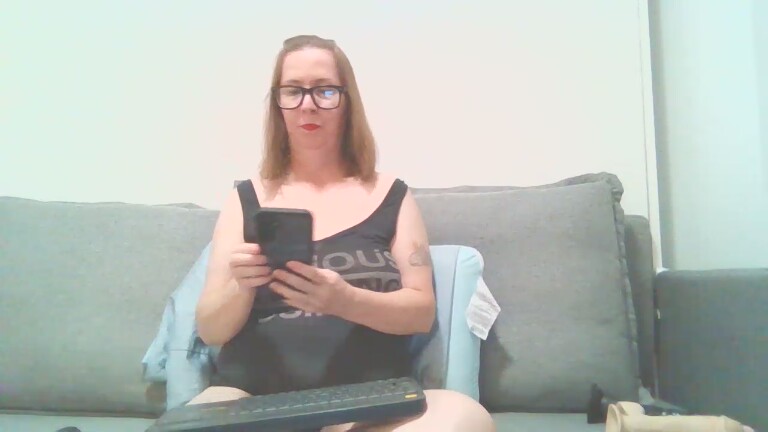 SWEETandNAUGHTY21's Streamate show and profile