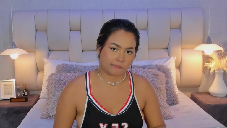 EmmaPrinncess's Streamate show and profile