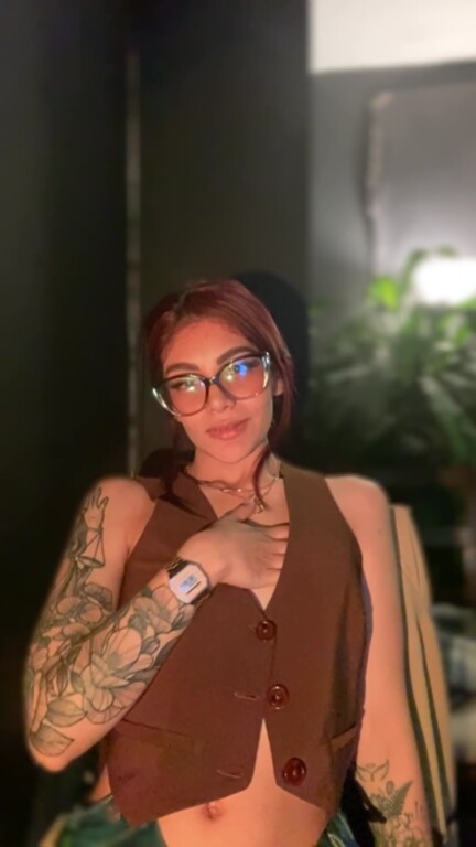 BrianaWells's Streamate show and profile