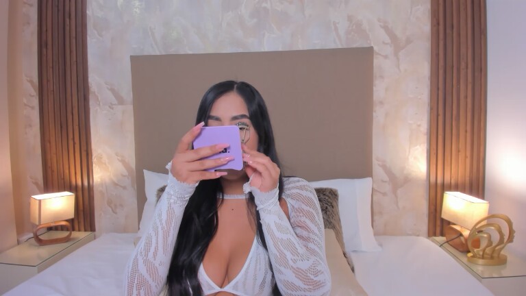 CloeeMilleer's Streamate show and profile