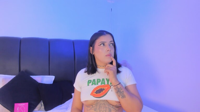 Chloe_Scoot's Streamate show and profile