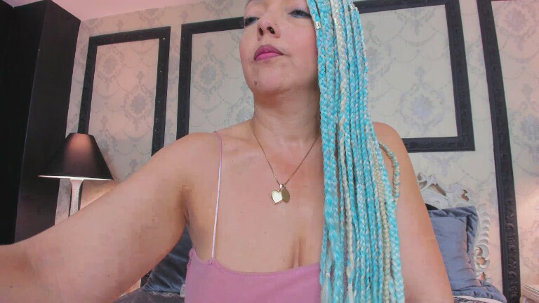 MadisonBecker's Streamate show and profile