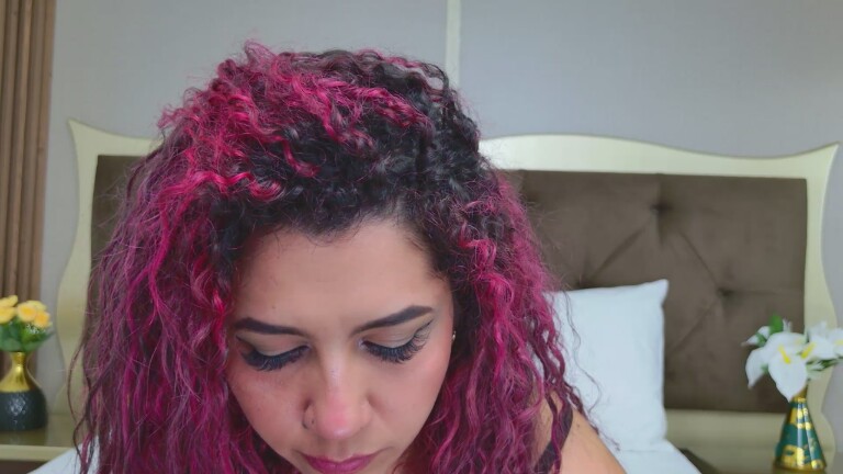 AntonelaRiveiro's Streamate show and profile