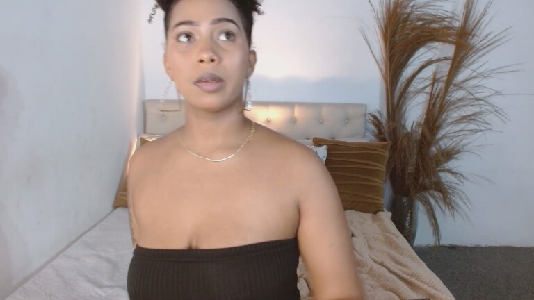 AdharaHiiller's Streamate show and profile