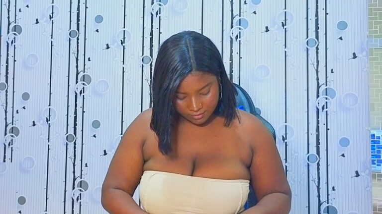 DanielaaGil's Streamate show and profile