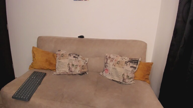 AliceeSecret's Streamate show and profile