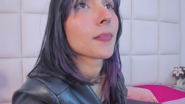 SamanthaLevy's Streamate show and profile