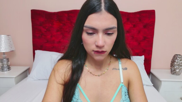 NoemiFerrer's Streamate show and profile