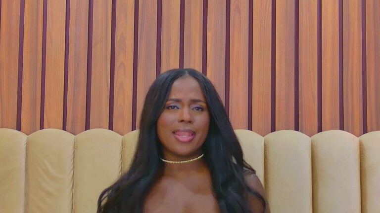 EmmyMonroe's Streamate show and profile