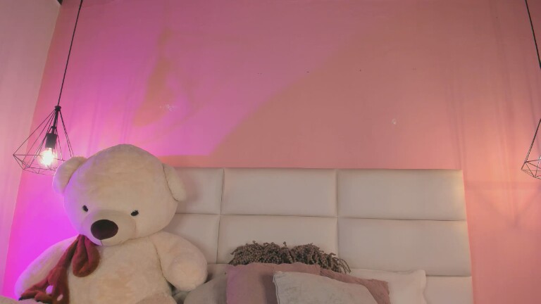 AdelleGrey's Streamate show and profile