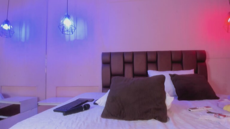 SimpsonAlice's Streamate show and profile