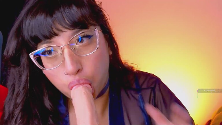 piaf_cute's Streamate show and profile