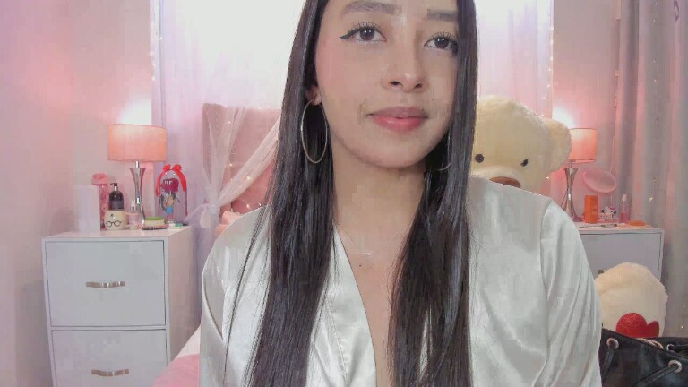 AlexandraWinterr's Streamate show and profile